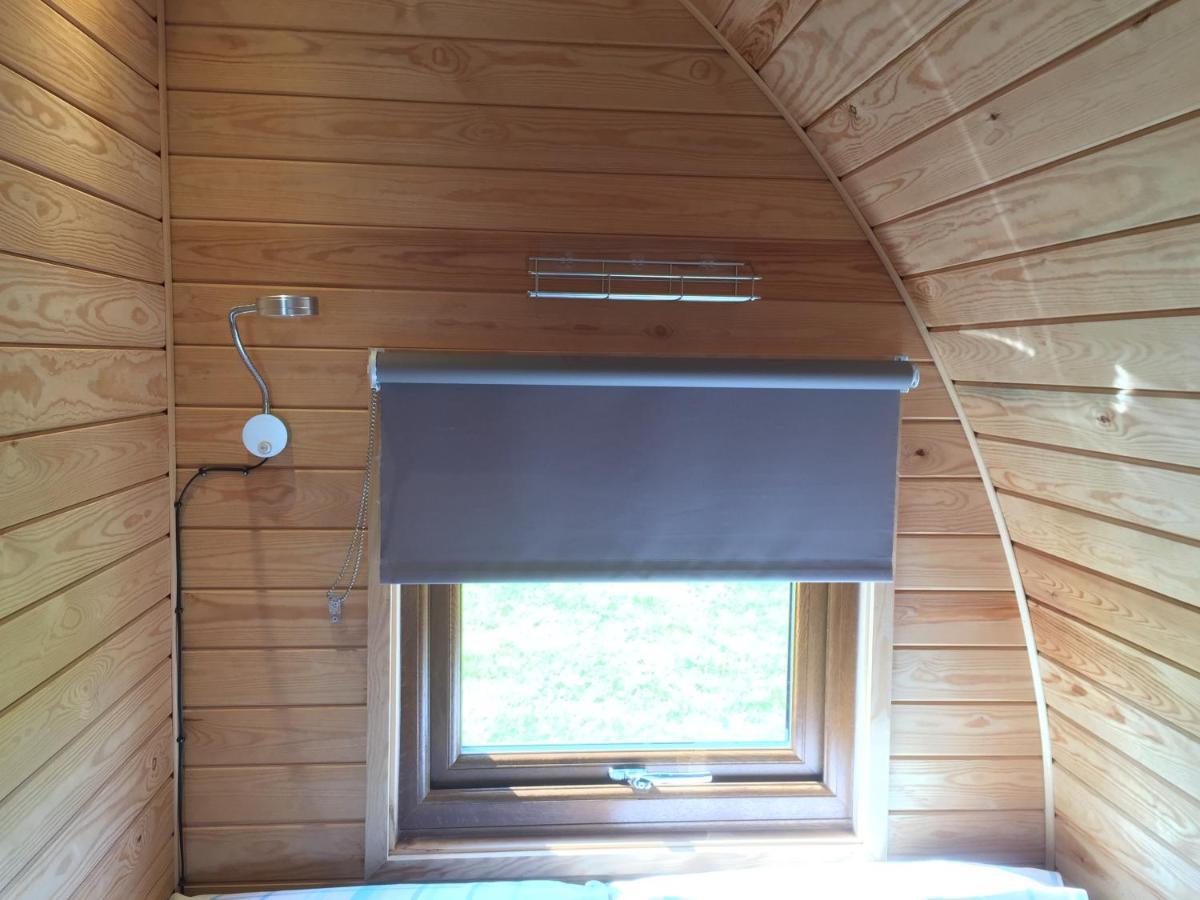 Skeabost View Pods Skye Villa Portree Exterior foto