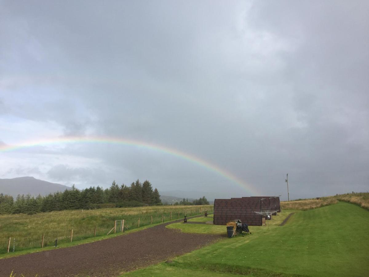 Skeabost View Pods Skye Villa Portree Exterior foto